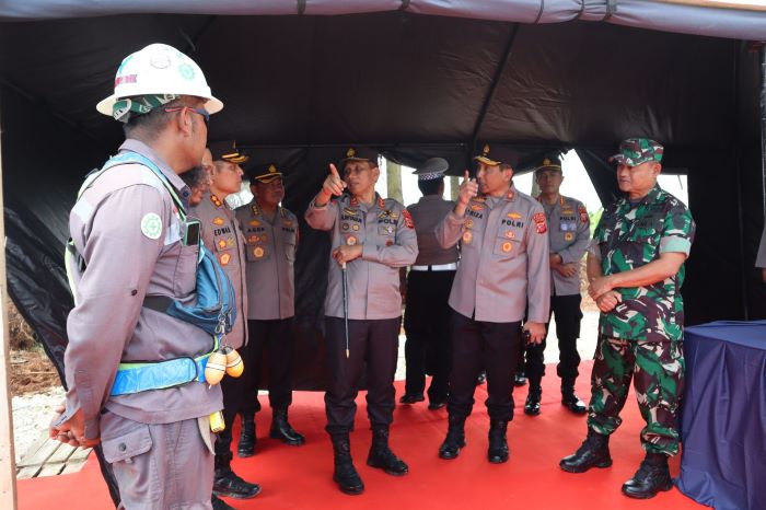 Kapolda Jabar Cek Kesiapan Rest Area KM 81 Tol Cipali Menghadapi Arus