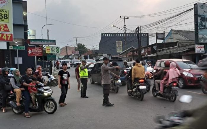 Pengaturan Lalin Wujud Nyata Kehadiran Polisi Dalam Melayani Masyarakat