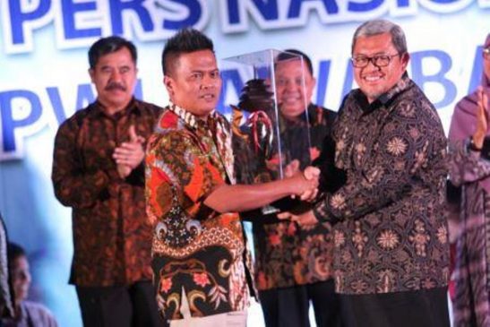 Kontingen PWI Pokja Kota Bandung Sabet Juara Umum Porwada 2018