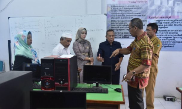 DPRD Jabar Minta Disdik Jabar Perhatikan Sarana Persiapan USBN dan UNBK