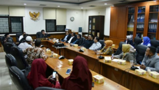 Terkait Penipuan Umroh, DPRD Jabar Akan Mediasi PT. SBL Dengan Polda Jabar