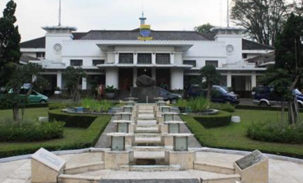 Hari Pertama Tahun 2018, 95% ASN Pemkot Bandung Kembali Bekerja