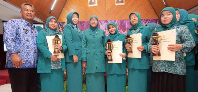 TP PKK Kota Bandung Raih 4 Penghargaan HKG PKK ke-46