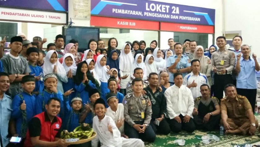Mitra Samsat Bandung Tengah Bukber dan Santuni Anak Yatim