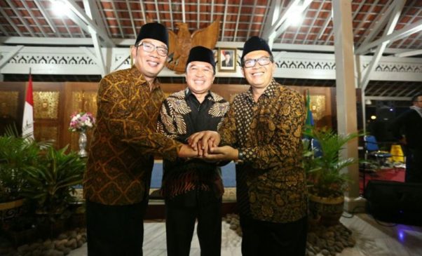 Emil dan Oded Ngantor Lagi