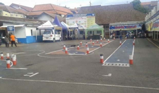 Pembuatan SIM di Polrestabes Bandung Tidak Diwajibkan Memiliki Sertifikat Mengemudi