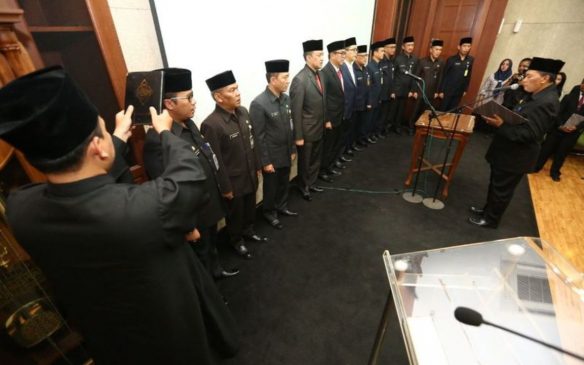 Wali Kota Bandung, Oded M Danial Lantik 12 Pejabat Pemkot Bandung