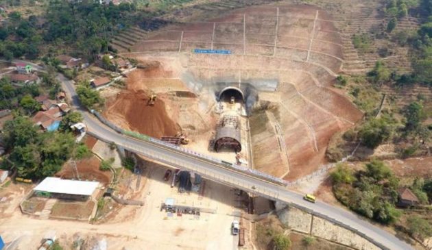 Ketua DPRD Jabar Pertemukan Pihak Proyek Tol Cisundawu Dengan Warga Sukarapih