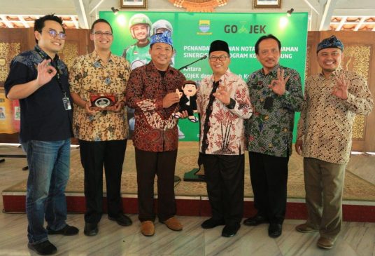 Kini GoFood di Bandung Tanpa Kantong Plastik