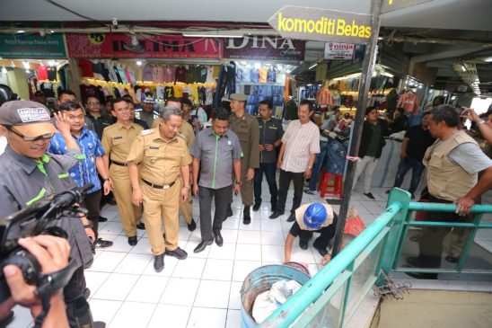 Yana Mulyana Pastikan Pasar Andir Kondusif