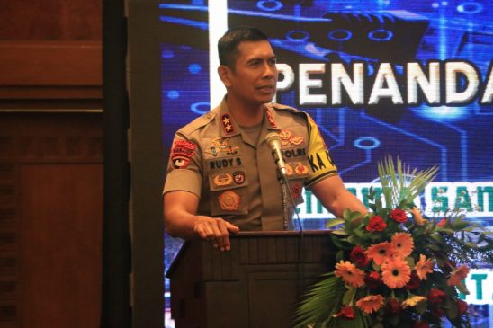 Pembina Samsat Nasional MoU Dengan PT Pos Indonesia Tentang Pengiriman Stiker dan TBPKP