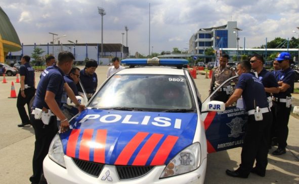 Dit Lantas Polda Jabar Gelar Pelatihan Safety Riding Dan Safety Driving
