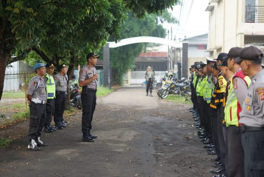 Kabag Ops Polres Cimahi Pimpin Apel Pra Tugas Pengamanan Kunjungan Menkes