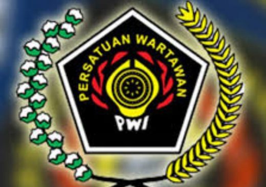 PWI Peduli Salurkan Donasi Kepada Rekan-Rekan Terdampak Banjir Jabodetabek