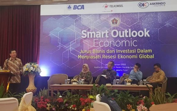 PWI Pusat Gelar “Smart Outlook Economic”, Siasati Resesi Ekonomi Global