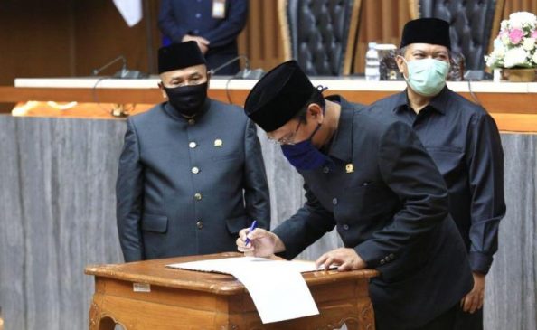 Pemkot Bandung Segera Salurkan Bantuan Kepada Siswa RMP SMA dan Mahasiswa