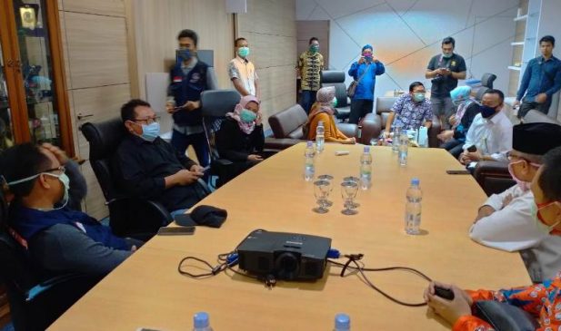 Perkumpulan Urang Banten dan Ketua Umum SMSI Geruduk Banten