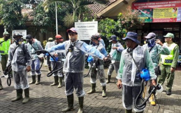 Relawan Forum RW Ikut Serta Perangi Covid-19 Hingga Gang Sempit