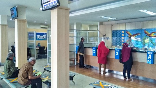 Virus Covid-19 Menyebar, bank bjb Terapkan Pengambilan Gaji ASN dan Pensiunan Lewat ATM