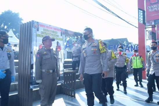 Kapolda Jabar Cek Persiapan Pos Pengamanan Ketupat Lodaya 2020 di Alun-alun Lembang