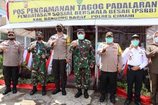 Hari Raya Idul Fitri, Kapolda Jabar Bersama Pangdam III/Siliwangi Cek Pos Pam Ops Ketupat Lodaya 2020