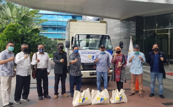 Kementrian PUPR Gandeng PWI Peduli Salurkan Bansos Kepada Wartawan