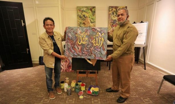 Pelukis Herru Prayogo Lelang 53 Karyanya Untuk Bantu Warga Terdampak Covid-19