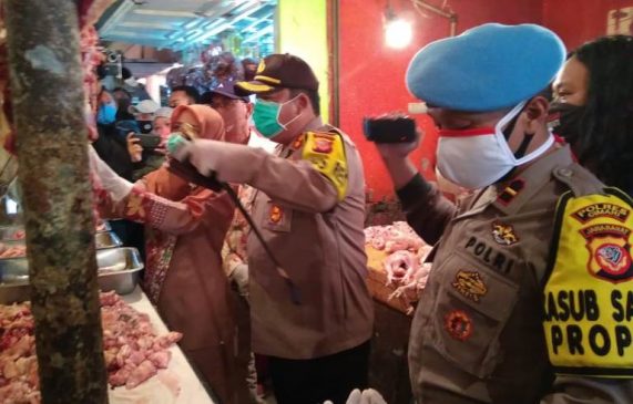 Polres Cimahi Polda Jabar Pastikan Pasar Antri Tidak Jual Daging Sapi Oplosan Daging Babi