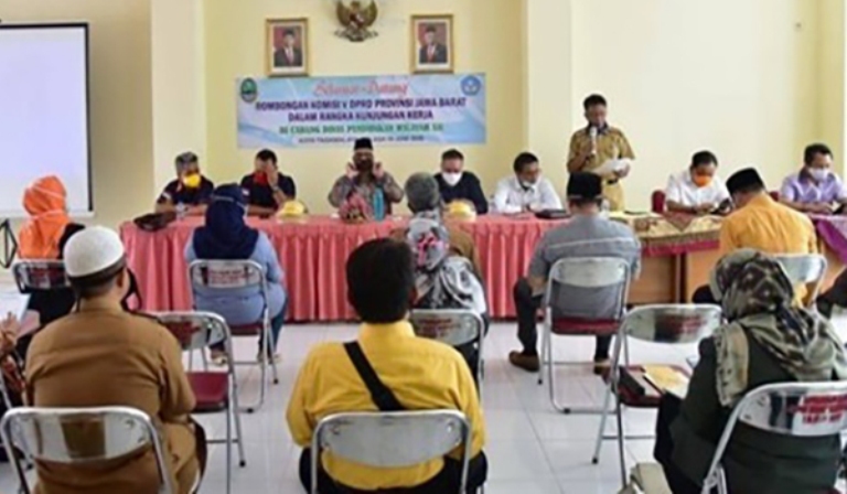 Komisi V DPRD Jabar Lakukan Kunker ke KCD Kota Tasik dan Garut Terkait PPDB