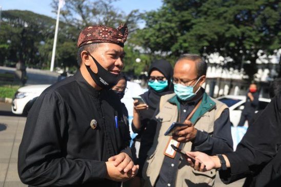 Pemkot Bandung Akan Salurkan Bantuan 750 Paket Sembako dari PLN