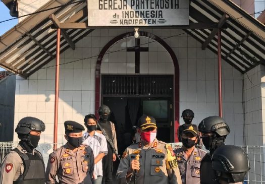 Kapolres Majalengka Polda Jabar Monitoring dan Pengamanan Gereja