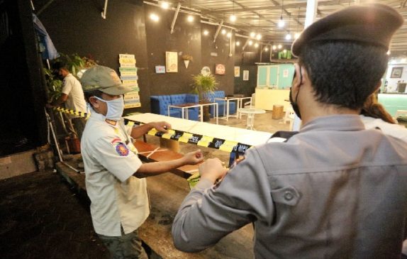 Pemkot Bandung Segel 2 Kafe di Dago