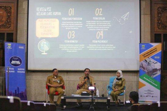 Disdik Kota Bandung Pastikan Dana BOS Bantu Siswa Pembelajaran Jarak Jauh