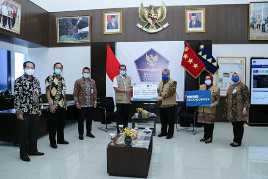 Ikut Berperan Tanggulangi Covid-19, bank bjb Salurkan Bantuan Kepada BNPB