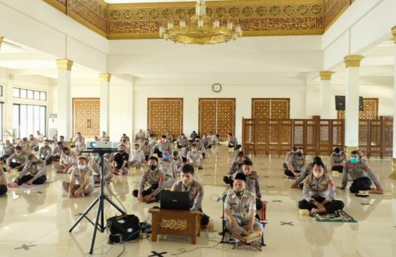 Seluruh Pejabat Utama Polda Jabar Laksanakan Kegiatan Binrohtal