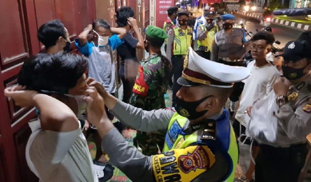 Polresta Cirebon Laksanakan Pendisiplinan Protokol Kesehatan Pencegahan Covid-19