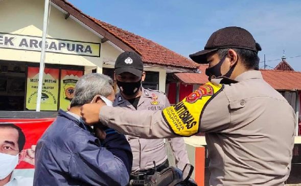Polsek Argapura Polres Majalengka Sosialisasikan 3M Guna Cegah Covid-19
