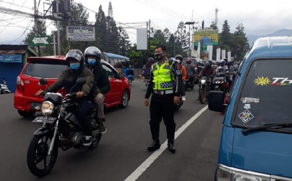 Hari ke-3 Libur Panjang, Jalur Puncak Terpantau Ramai dan Lancar