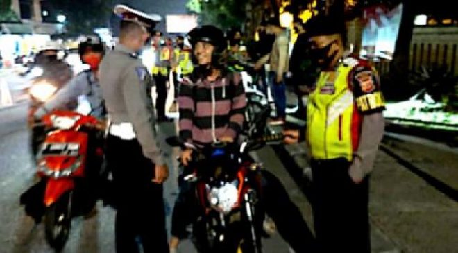 Polres Cimahi Gencar Berikan Edukasi dan Sosialisasi 3 M