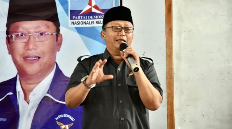 Toni Setiawan Soroti Pendidikan Saat Reses di SMK Handayani