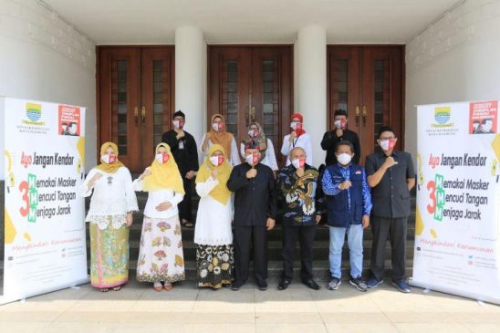 Wali Kota Bandung Ajak Warga dan Tenaga Medis Terus Kampanyekan Protokol Kesehatan