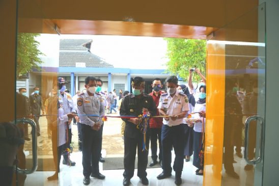 Inovasi bjb, Kini Bayar Uji KIR di Kabupaten Bandung Bisa via Scan Barcode