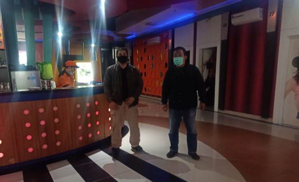 Polsek Buah Batu Polrestabes Bandung Awasi Tempat Hiburan Tutup Tepat Waktu di Masa AKB