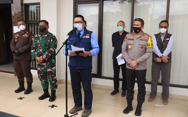 Kapolda Bersama Forkopimda Jabar Laksanakan Rapat Komite Penanganan Covid-19 dan Pemulihan Ekonomi Nasional