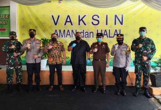 Kapolres Sukabumi Kota Ikuti Pencanangan Pemberian Vaksin Covid-19