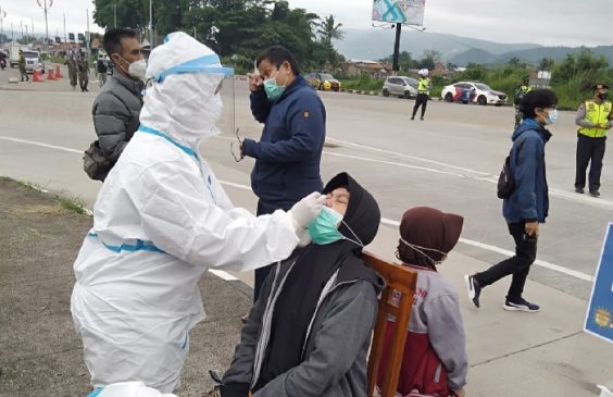 Liburan ke Obyek Wisata Ciwidey, Siap-siap di Swab Test Antigen