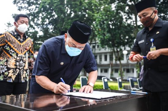 Oded Lantik 62 Pejabat Fungsional Pemkot Bandung