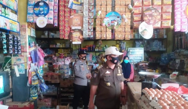 Polres Karawang Laksanakan Ops Yustisi, Tegur Secara Humanis Pelanggar Prokes