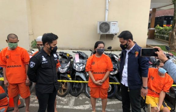 Polres Cimahi Ungkap Kasus Curanmor yang Beroperasi di Wilkum Polres Cimahi dan Polrestabes Bandung
