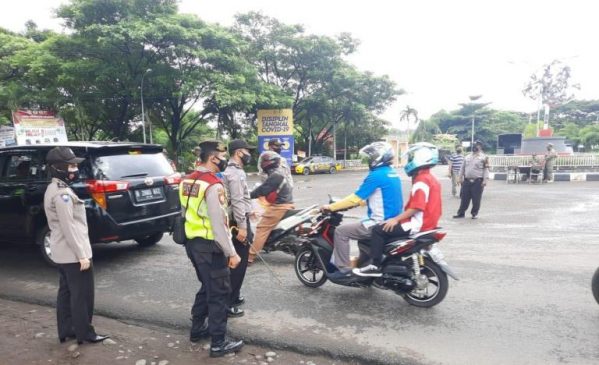 Polres Majalengka Bersama 3 Pilar Laksanakan Ops Yustisi dan Himbau Penerapan PPKM Guna Tekan Penyebaran Covid-19